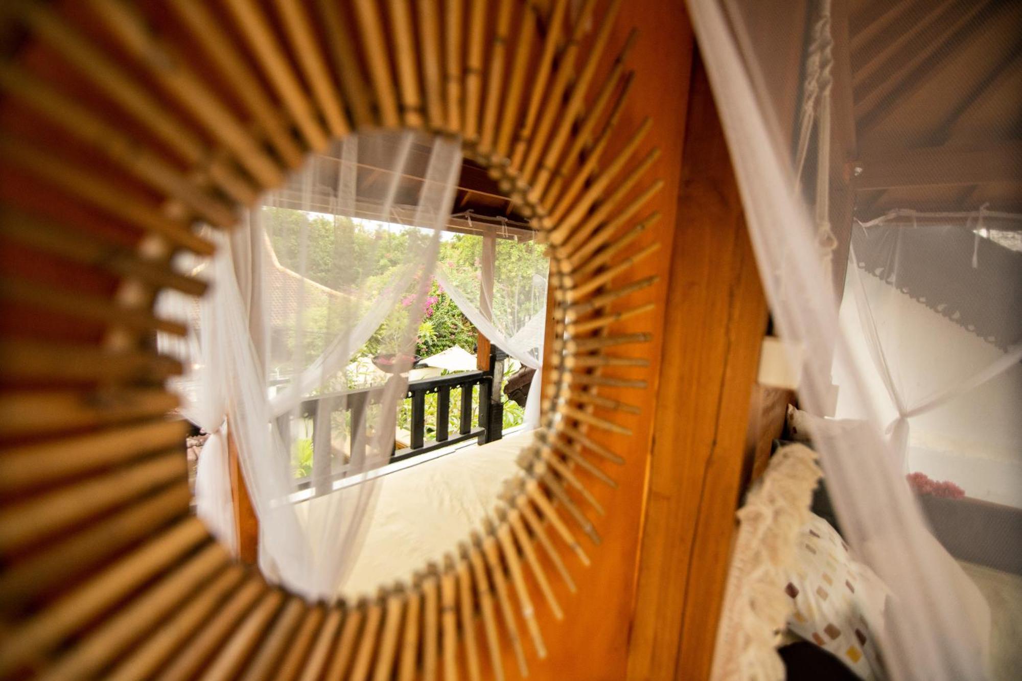 Rumah Singa - Holistic Healing Retreat Gili Air Exteriör bild